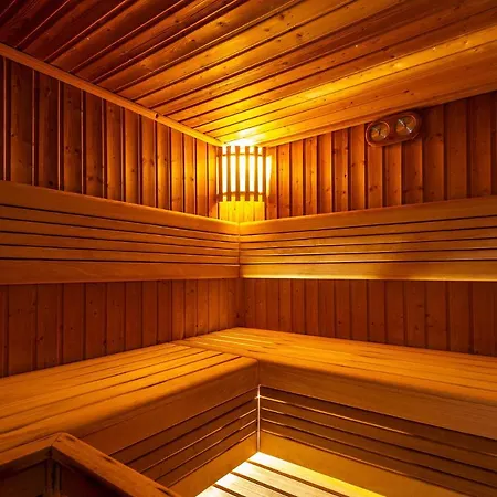 Dworek Morski & Wellness Frühstückspension 4*