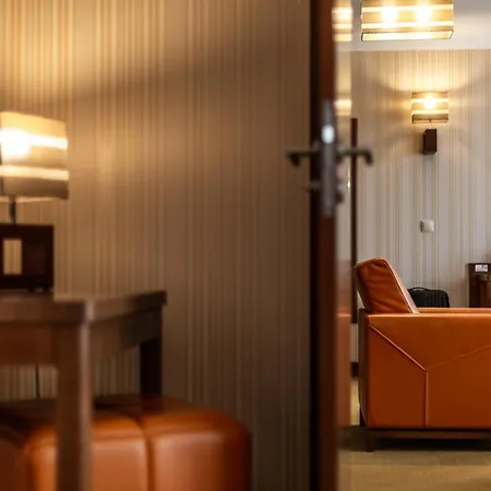 Dworek Morski & Wellness Bed & Breakfast 4*