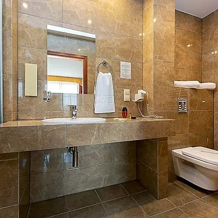 Dworek Morski & Wellness Отель типа 