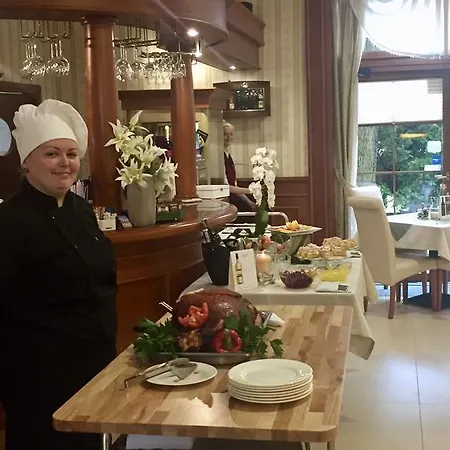 Nocleg ze śniadaniem Dworek Morski Spa&wellness Mielno (Koszalin)