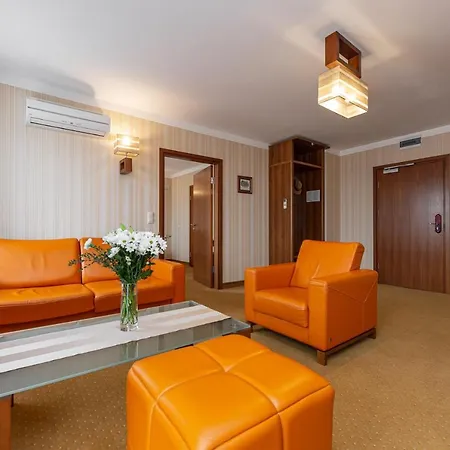 Nocleg ze śniadaniem Dworek Morski Spa&wellness 4*