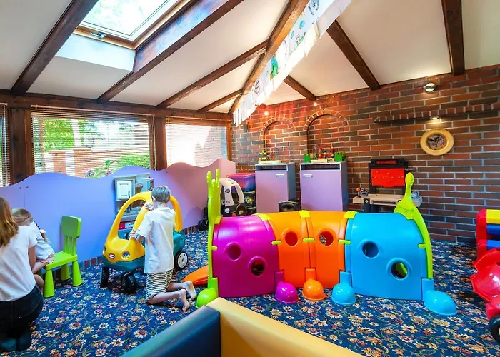 Dworek Morski & Wellness 4*