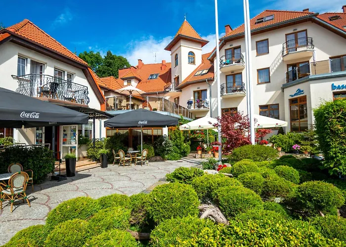 Dworek Morski & Wellness Bed and breakfast 4*