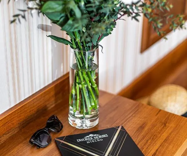 Dworek Morski & Wellness 4*