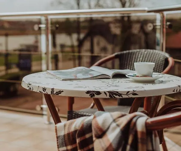 Dworek Morski & Wellness Bed and breakfast 4*