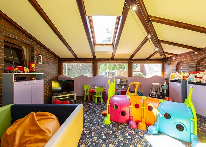 住宿加早餐酒店 Dworek Morski & Wellness